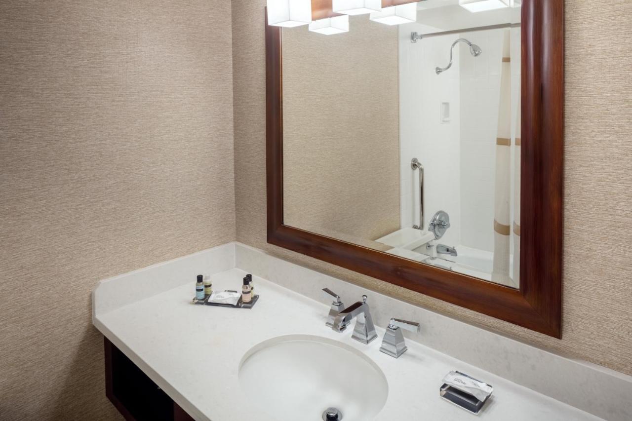Indianapolis Marriott East Hotel Eksteriør billede