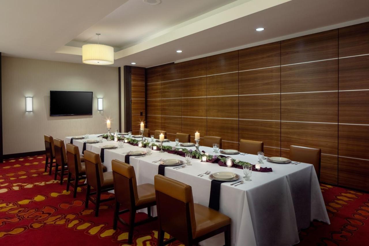 Indianapolis Marriott East Hotel Eksteriør billede