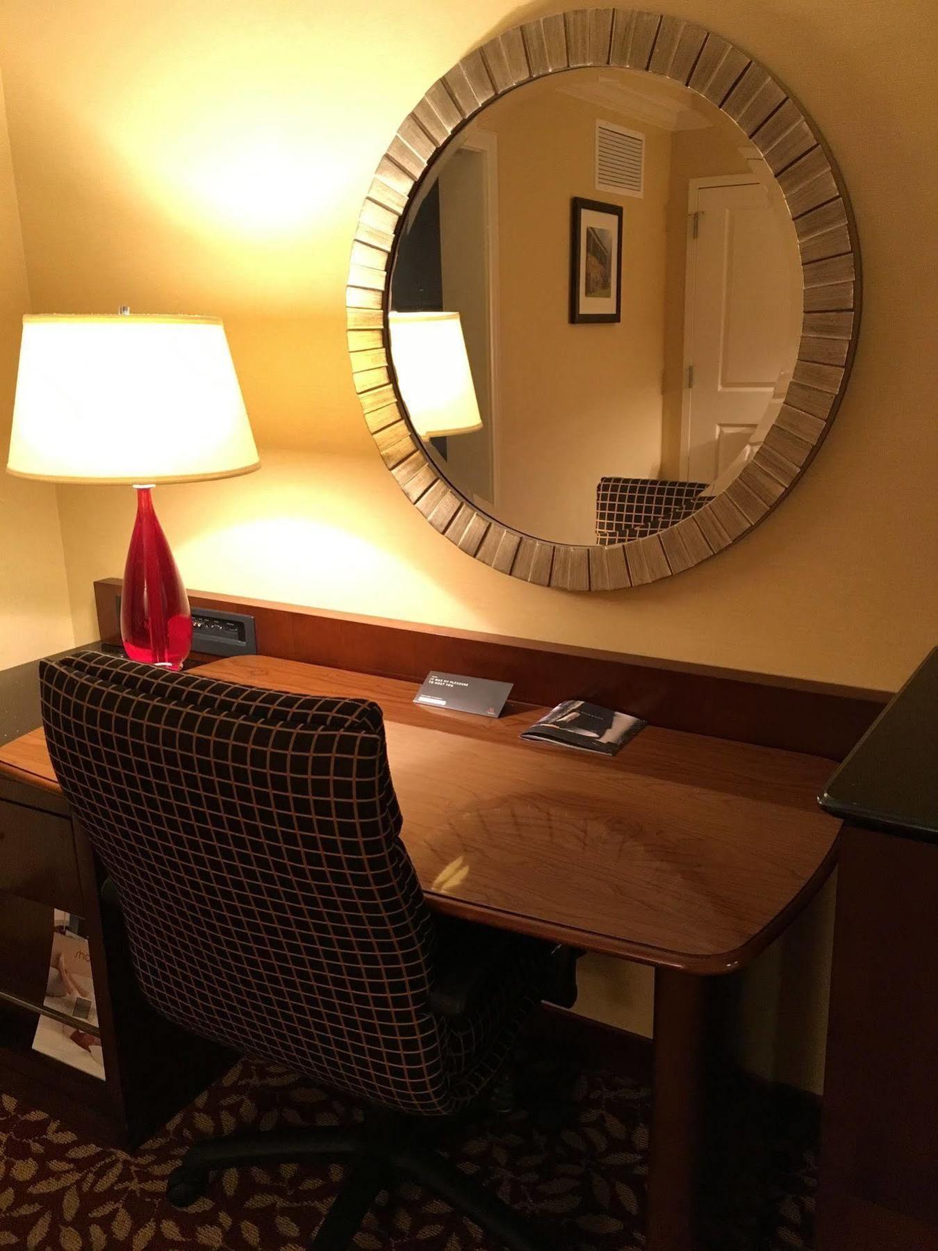 Indianapolis Marriott East Hotel Eksteriør billede
